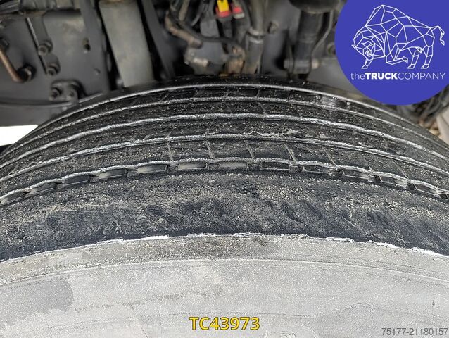 Véhicule de collecte des déchets Renault C 430