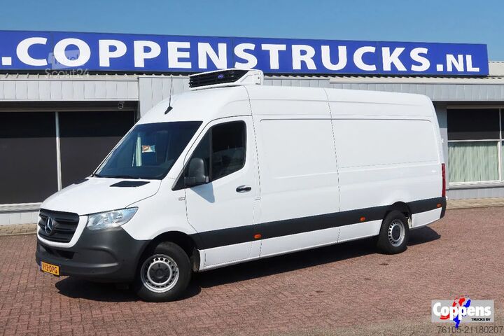 Refrigerated/freezer transport (delivery van) Mercedes-Benz Sprinter 317 Koel/Vries/Verwarmen met nachtaans...
