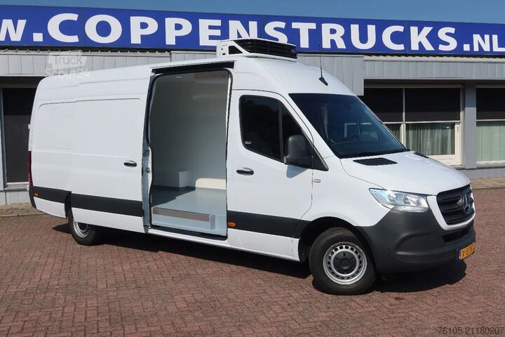 Refrigerated/freezer transport (delivery van) Mercedes-Benz Sprinter 317 Koel/Vries/Verwarmen met nachtaans...