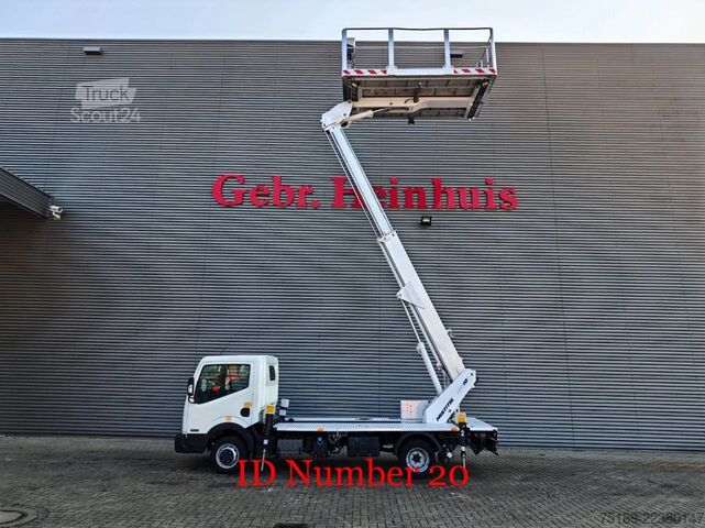  Nissan Cabstar 35.13 NT400 Multitel MS100
