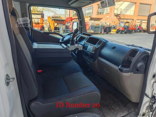  Nissan Cabstar 35.13 NT400 Multitel MS100