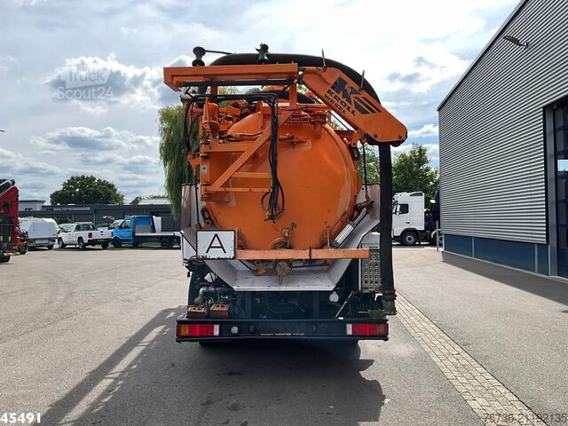 Suction vehicle MAN 26.400 Kroll 14.5m³ kolkenzuiger Euro 2 Manual ...