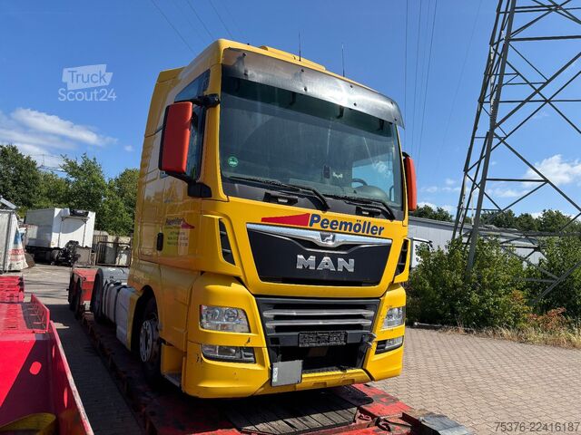 Tūrinis vilkikas MAN TGX 18.500 Motorschaden verst. Sattelk Retarder