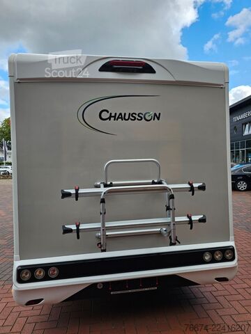Halvintegreret autocamper CHAUSSON 777 GA Titanium Ultimate Hubbett Solar Markise