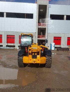Teleszkópos kezelő JCB 540-140