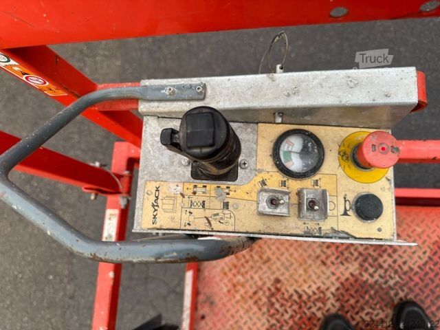 Werkplatform GENIE Skyjack SJ3220/ebühne AH 7,95m/2019