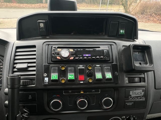 Μίνι λεωφορείο VOLKSWAGEN T5 Kombi 2.0 Tdi Lang 9 Sitze Klima Schiebetür