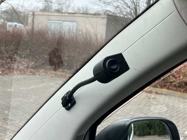 Μίνι λεωφορείο VOLKSWAGEN T5 Kombi 2.0 Tdi Lang 9 Sitze Klima Schiebetür