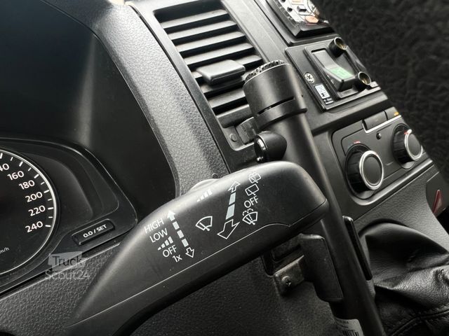 Μίνι λεωφορείο VOLKSWAGEN T5 Kombi 2.0 Tdi Lang 9 Sitze Klima Schiebetür