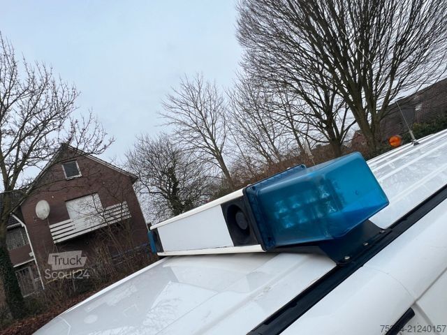 Μίνι λεωφορείο VOLKSWAGEN T5 Kombi 2.0 Tdi Lang 9 Sitze Klima Schiebetür