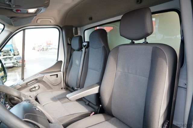 Refrigerator body van RENAULT MASTER / KONTENER 4,3 M / WINDA-750KG /  BLI?NIA