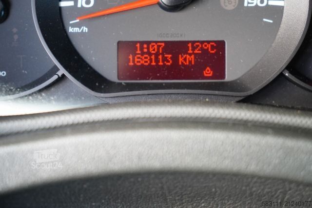 Refrigerator body van RENAULT MASTER / KONTENER 4,3 M / WINDA-750KG /  BLI?NIA