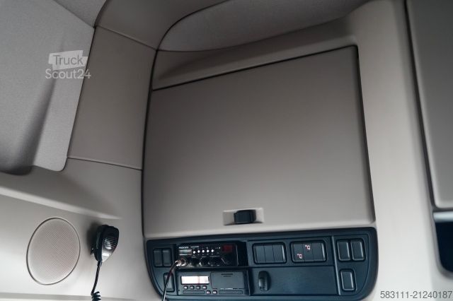 Standard tractor unit DAF / I-PARK COOL  / HYDRAULIKA /  SUPER SPACE CAB