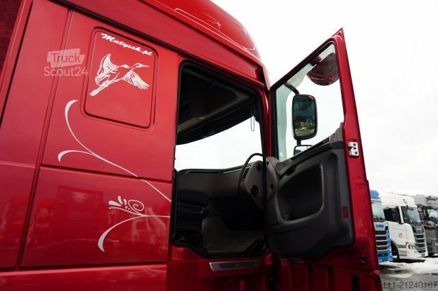 Standard tractor unit DAF / I-PARK COOL / HYDRAULIKA / SUPER SPACE CAB