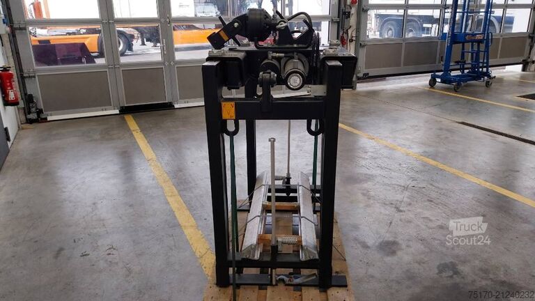 Mobil rakodódaru Kinshofer Palettenzange / Zange KM 332 V - 1100 / NEU lagern