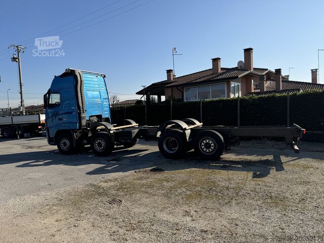 φορτηγά με επίπεδη καρότσα Volvo FH 480