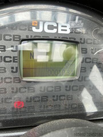 Empilhadeira todo-o-terreno JCB 403 Plus