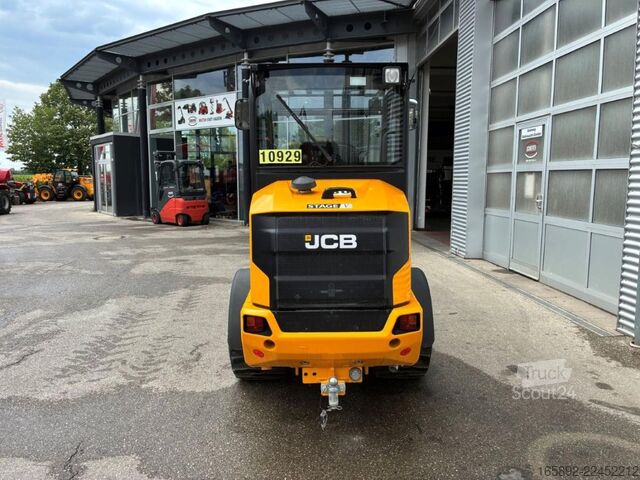 Empilhadeira todo-o-terreno JCB 403 Plus