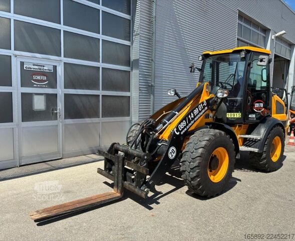 Empilhadeira todo-o-terreno JCB 409 Kompaktradlader