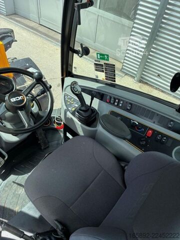 Empilhadeira todo-o-terreno JCB 406 Kompaktradlader