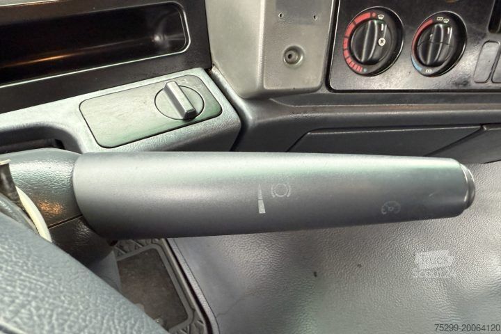 Camion benne à bras amovible Mercedes-Benz Actros 3243 Multilift