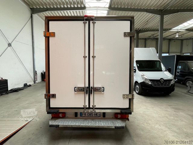 Hűtőfelépítményes furgon FIAT Ducato Tiefkühlkoffer *Carrier*Klima*motorschade