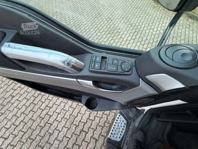 Dobozos furgon MAN TGL 8.190  Isolier Koffer mit Ladebordwand