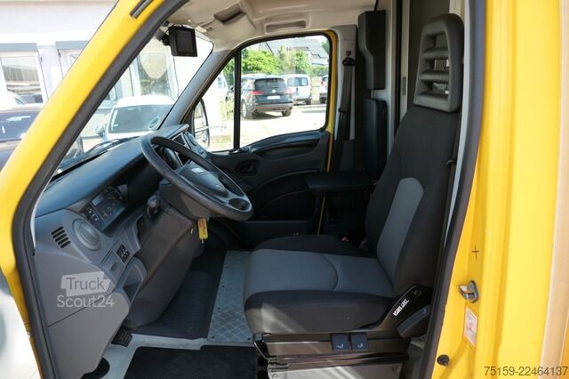 Vrachtwagen met bakwagen iveco Daily 50C15 COC
