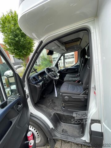 Standaard trekker Iveco dayli