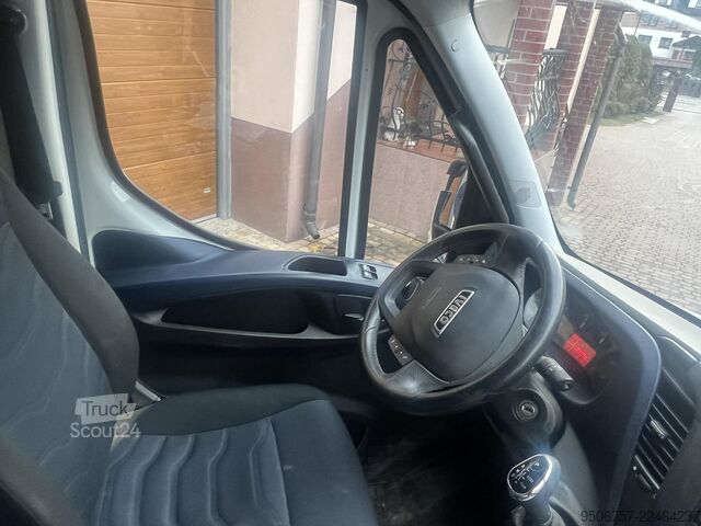 Panelvan Iveco Daily 35S18