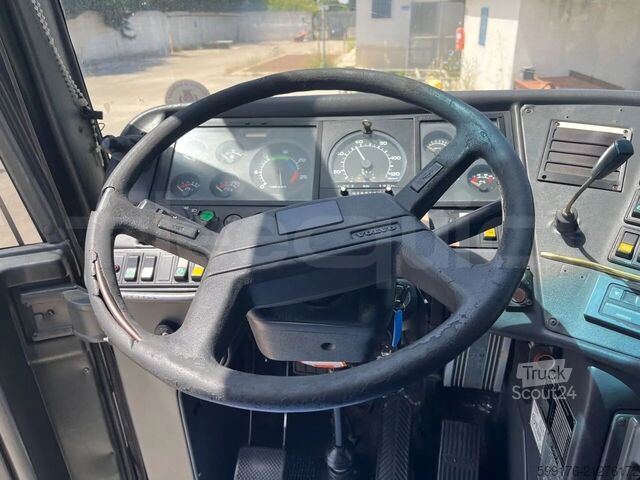 Turistični avtobus Volvo Barbi Echo