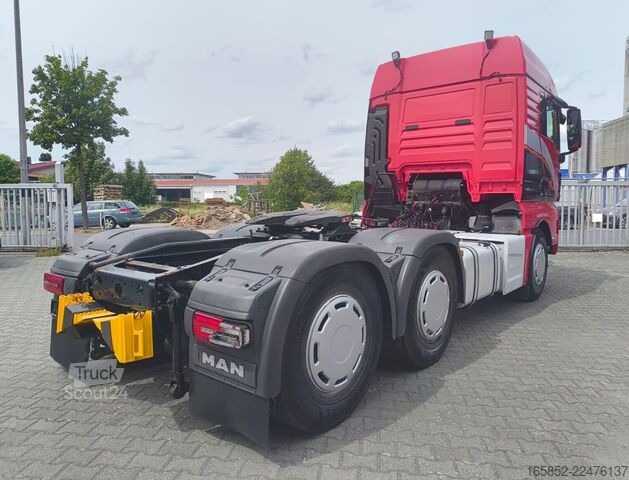 MAN TGX 26.560 6x4 Schwerlast 90t (14) MAN TGX 26.560 6x4 Schwerlast 90t (14)