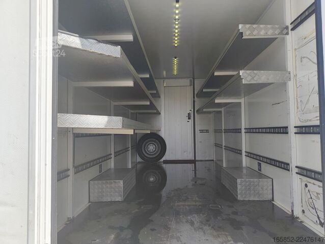 Camião de caixa Mercedes-Benz Sprinter 314 geschl. Kasten mit Regalen 3,5t (30)