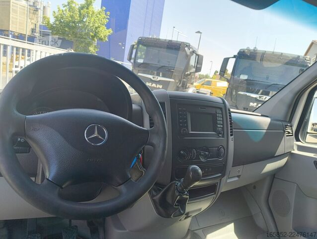 Camião de caixa Mercedes-Benz Sprinter 314 geschl. Kasten mit Regalen 3,5t (30)