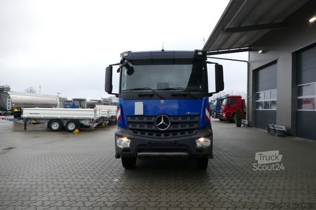Trijų pusių savivartis sunkvežimis MERCEDES-BENZ 3243K/ 8x4, Meiller- Kp., Bordmatik, erst 67 TKM