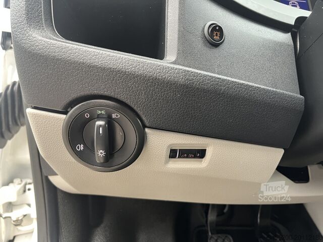 Kombi med högt tak Volkswagen Transporter 2.0 TDI L2H1 Airco Euro 6 Trekhaak ...