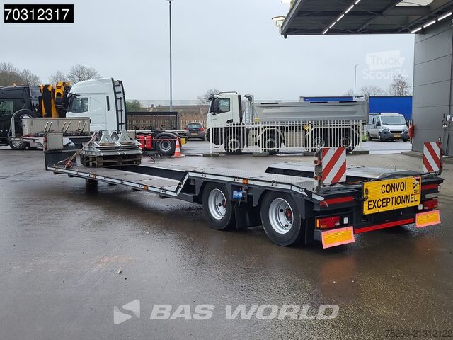 Tieflader Krollseg NN23s Boat Transport