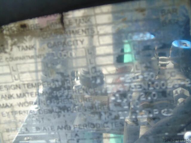 Veículo de aspiração Volvo FM 420 + STOKOTA ECOTA 10.500LITER + 8X2 + WEB