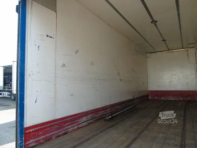 Benne fermée Scania P250 + EURO 6 + LIFT