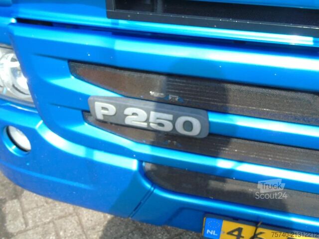 Benne fermée Scania P250 + EURO 6 + LIFT