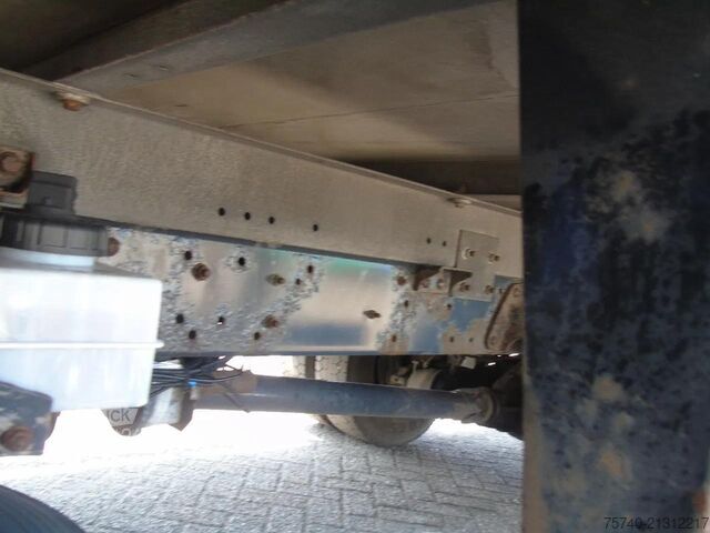 Maleta Iveco ML 75 E18 + MANUAL + EURO 5 + 3 STOELEN