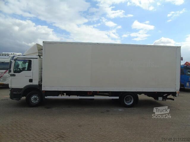 Gesloten bak MAN TGM 15.250 + MANUAL + EURO 5 + LIFT