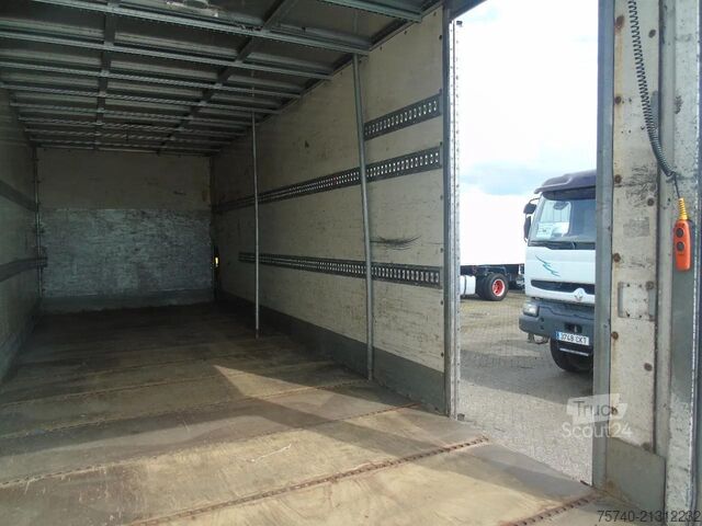 Gesloten bak MAN TGM 15.250 + MANUAL + EURO 5 + LIFT