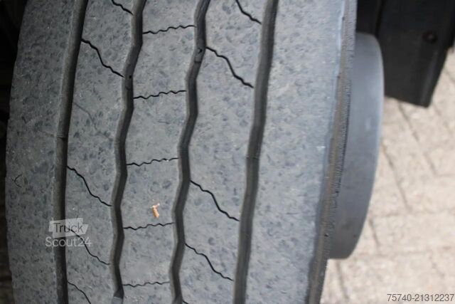 حقيبة سفر Iveco Eurocargo 120E21 + LIFT + EURO 6 + 2 PIECES IN ...