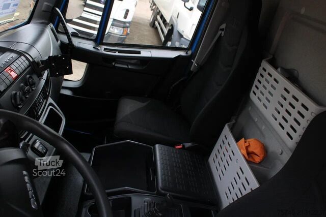 حقيبة سفر Iveco Eurocargo 120E21 + LIFT + EURO 6 + 2 PIECES IN ...