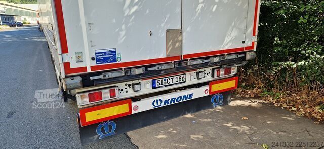 مقطورة نصفية مفتوحة مع قماش مشمع Krone Krone SD Mega Liner Automotive