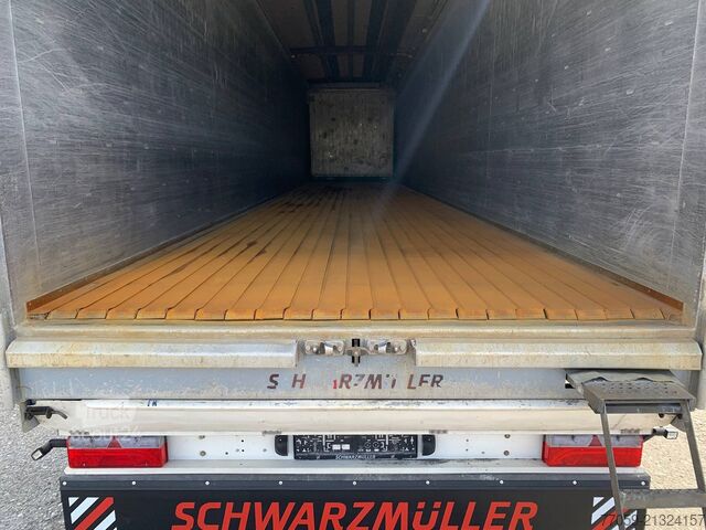Naczepa z ruchomą podłogą SCHWARZMÜLLER STAHLBODEN / STEEL-FLOOR  (4X)