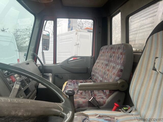 Camión volquete trilateral IVECO EUROCARGO  65E12