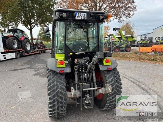 Traktor Claas NEXOS 240 L