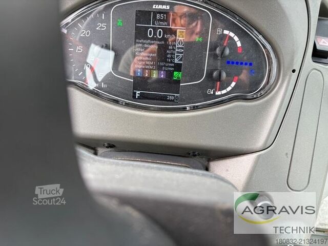 Traktor Claas NEXOS 240 L